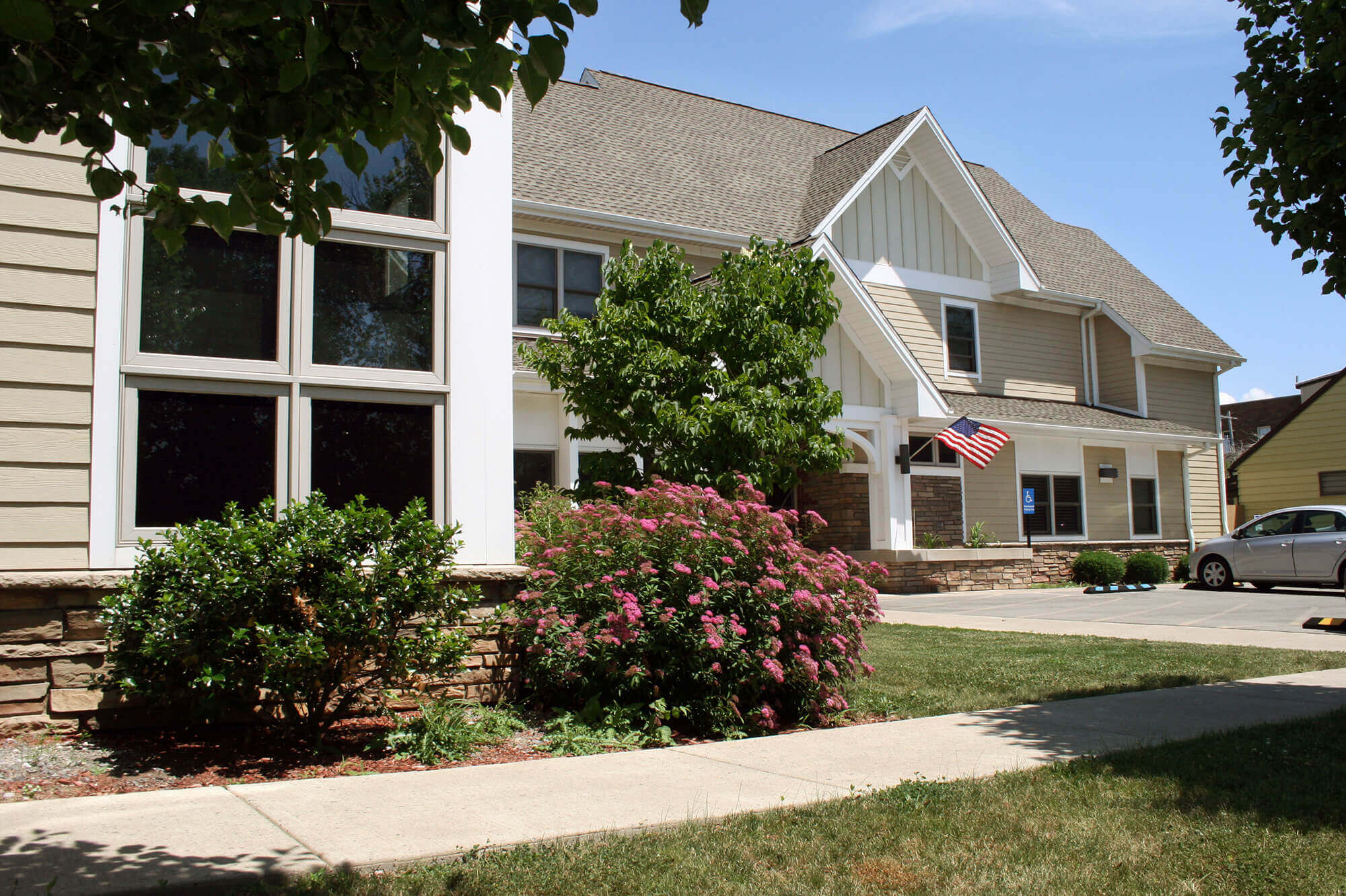 CM-MAIN Cazenovia Manor in South Buffalo